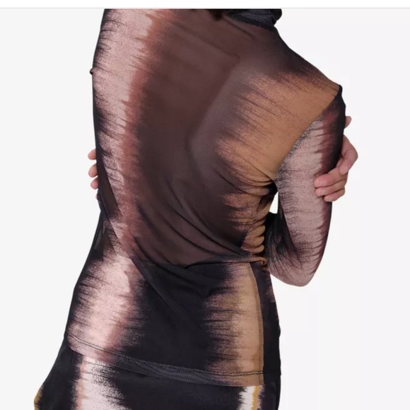 New Aligne Gamball Graphic print high neck mesh sheer top in ombré - Picture 7 of 7